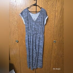 Maurices 24/7 Size LARGE gray camouflage deep plunge jumpsuit. NWT